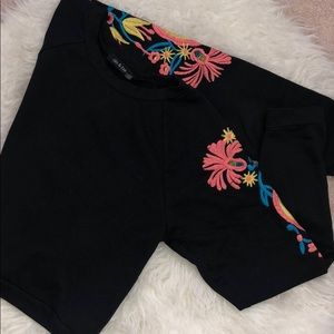 Cropped Pullover | Sleeve Detailing